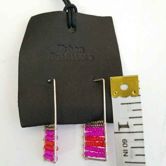 Urban Outfitters Bead Earrings - Picture 4 of 5